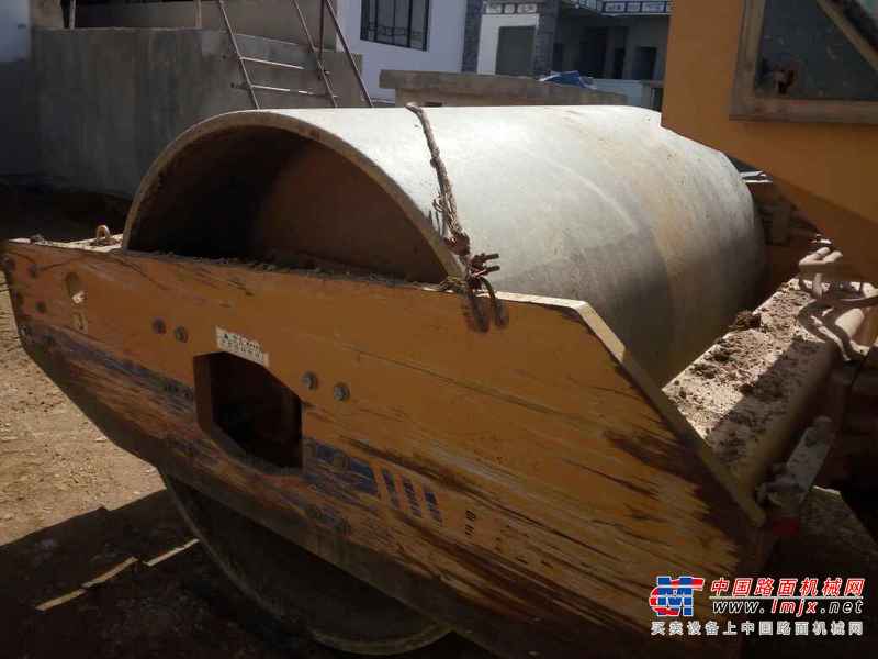 云南出售转让二手7000小时2008年龙工LG520A单钢轮压路机