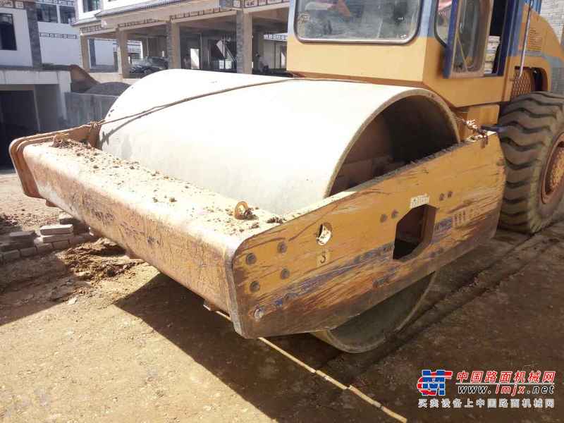 云南出售转让二手7000小时2008年龙工LG520A单钢轮压路机