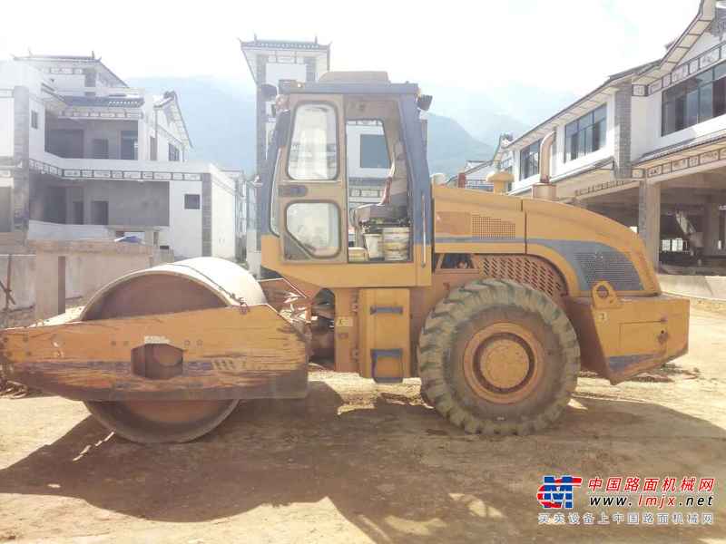 云南出售转让二手7000小时2008年龙工LG520A单钢轮压路机