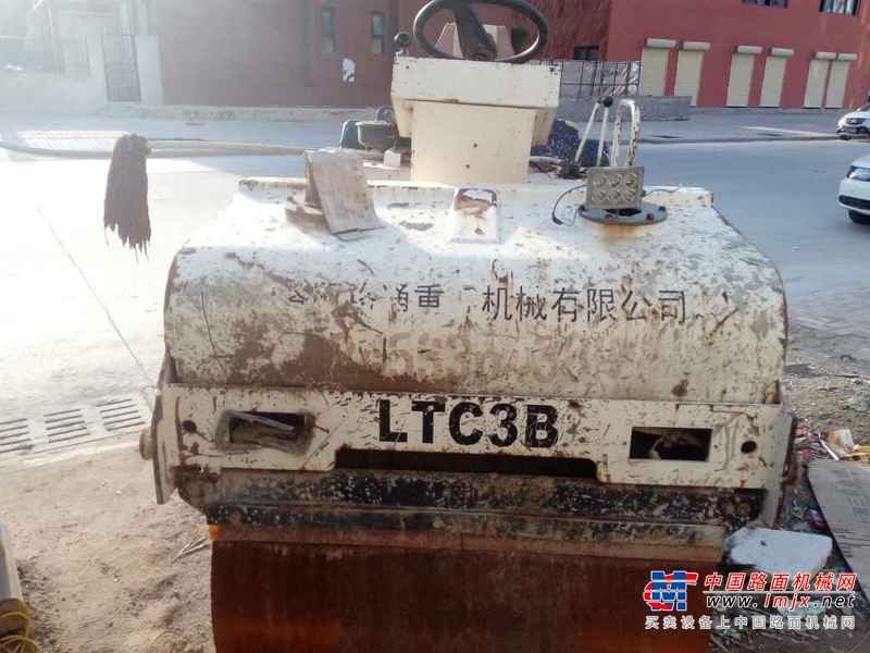 山西出售转让二手4300小时2011年洛阳路通LTC3双钢轮压路机