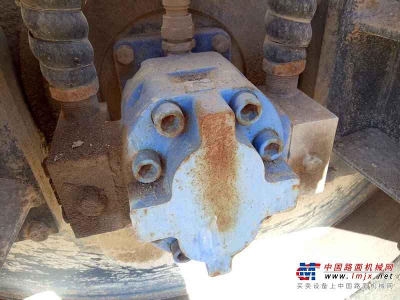 山西出售转让二手5000小时2010年洛阳路通LT320B单钢轮压路机