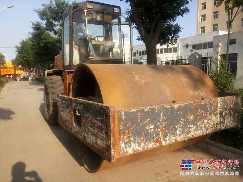 陕西出售转让二手6000小时2005年陕建SRS220J单钢轮压路机