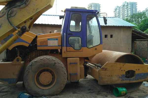 江西出售转让二手1705小时2007年龙工LG520D单钢轮压路机