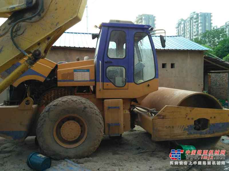 江西出售转让二手1705小时2007年龙工LG520D单钢轮压路机