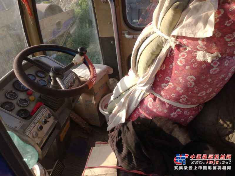 陕西出售转让二手4000小时2008年龙工QX520单钢轮压路机