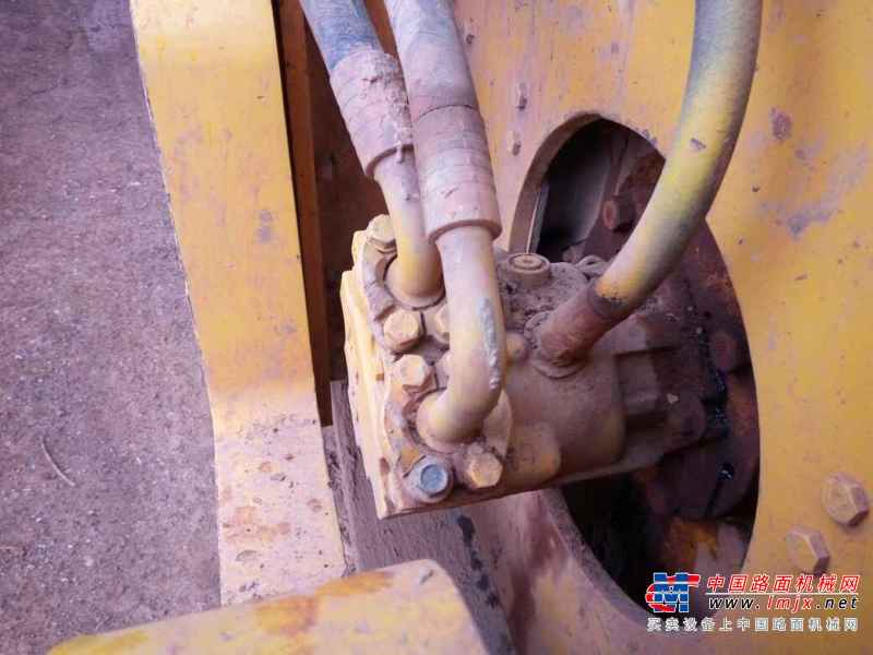 云南出售转让二手8000小时2004年厦工三明YZ20B单钢轮压路机