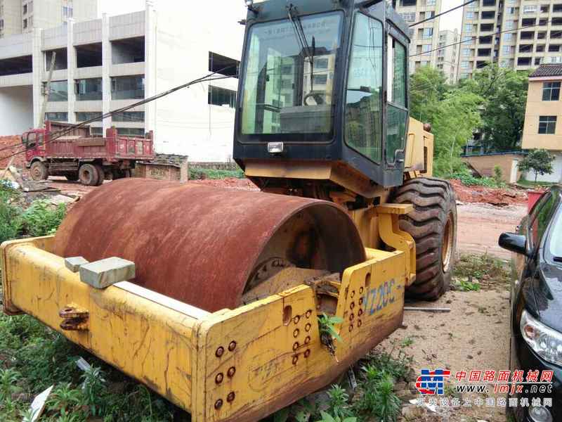 江西出售转让二手9152小时2007年洛建YZ20B单钢轮压路机