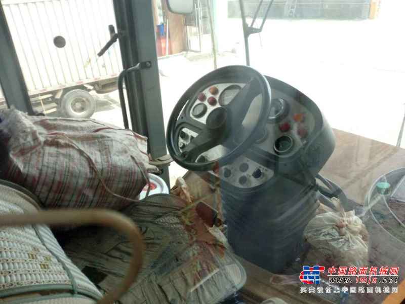 江西出售转让二手2500小时2010年徐工XS202J轮胎压路机