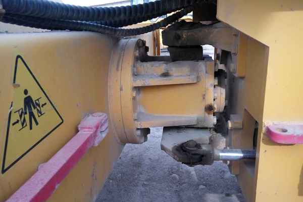 陕西出售转让二手2300小时2010年洛建LSS2101单钢轮压路机