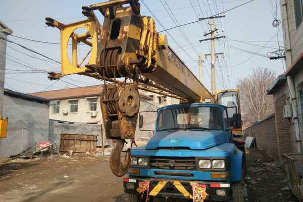 山东出售转让二手6000小时2007年东岳重工QY12C汽车起重机