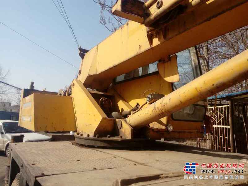 山西出售转让二手8760小时2003年东岳重工QY12E汽车起重机