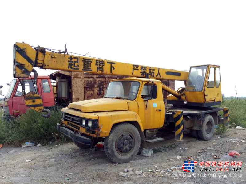 山西出售转让二手9000小时2003年长江QY8汽车起重机