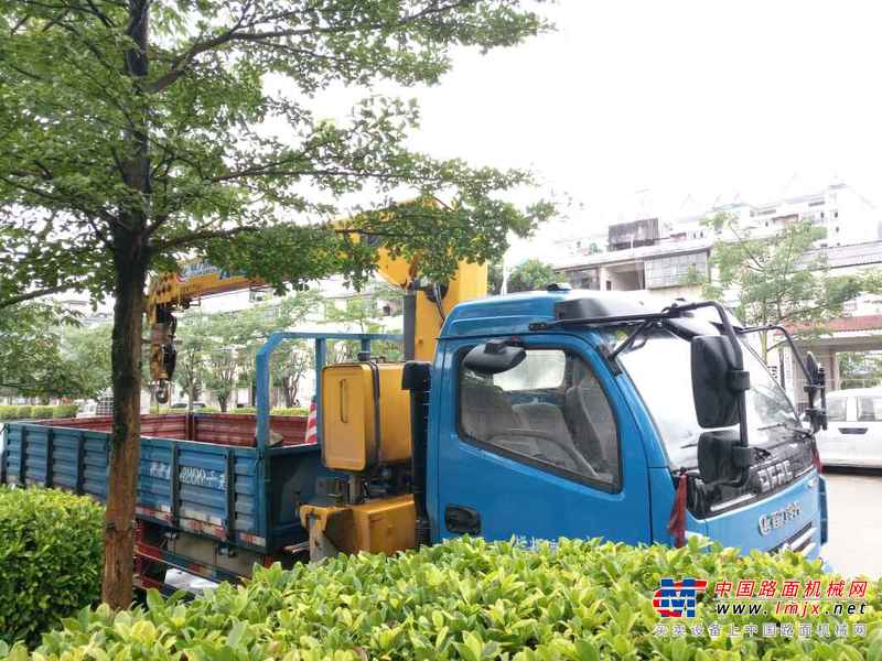 云南出售转让二手2168小时2015年徐工SQ8SK3Q随车起重机