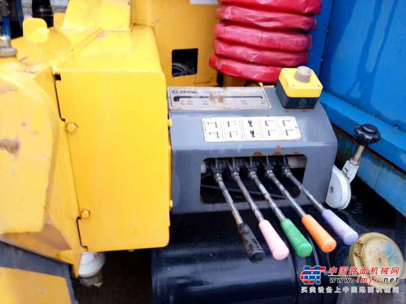 云南出售转让二手2168小时2015年徐工SQ8SK3Q随车起重机