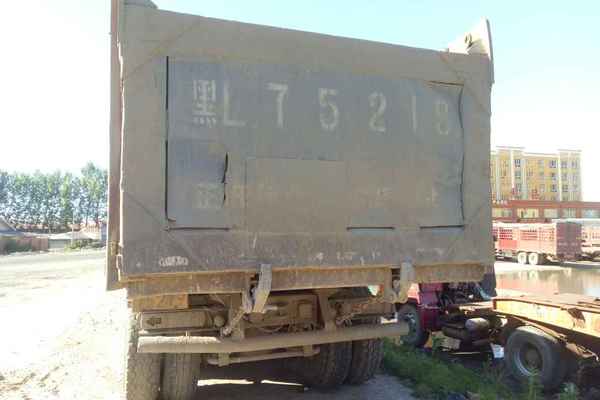 黑龙江出售转让二手2009年中国重汽豪沃ZZ3257N5247自卸车