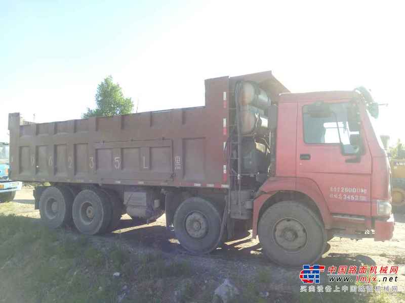 黑龙江出售转让二手2009年中国重汽豪沃ZZ3257M2941自卸车
