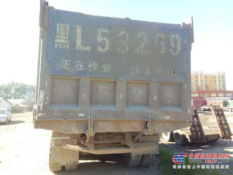 黑龙江出售转让二手2009年中国重汽豪沃ZZ3257M2941自卸车