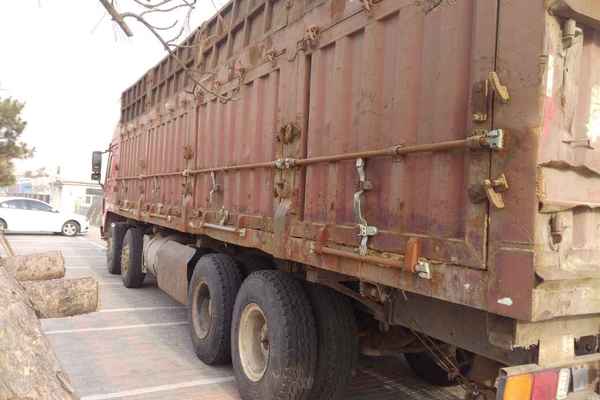 内蒙古出售转让二手2009年中国重汽豪沃ZZ3257M2941自卸车