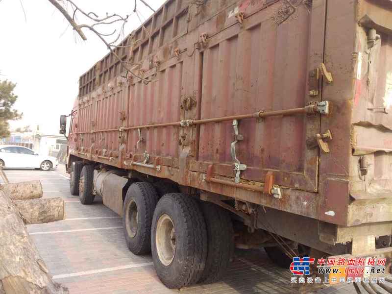 内蒙古出售转让二手2009年中国重汽豪沃ZZ3257M2941自卸车