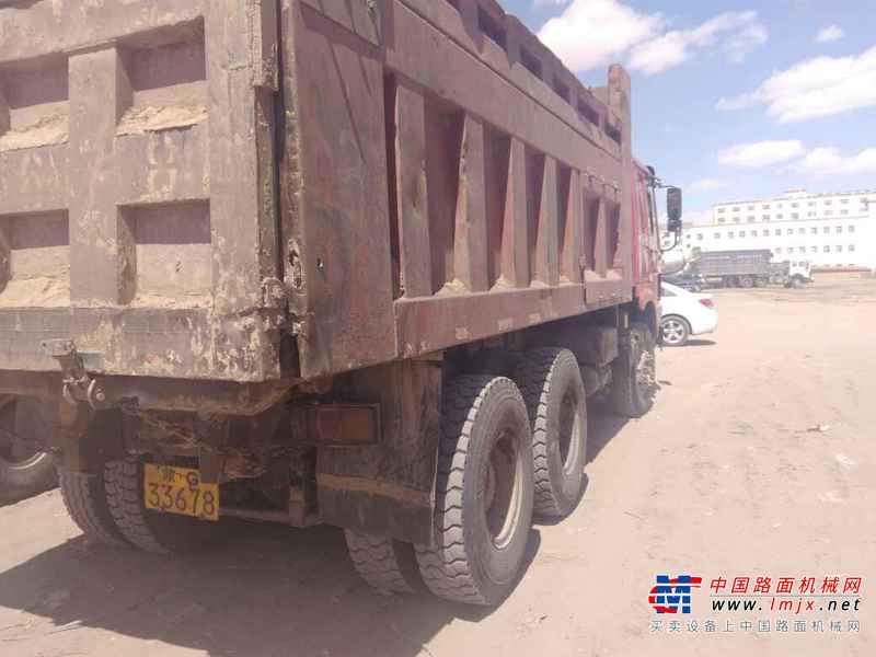 内蒙古出售转让二手2010年中国重汽豪沃ZZ3257M2941自卸车