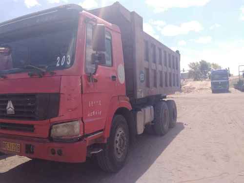内蒙古出售转让二手2010年中国重汽豪沃ZZ3257M2941自卸车