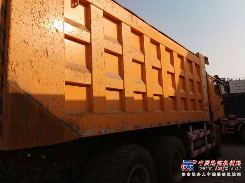 山西出售转让二手2015年陕汽德龙SX3255DN3841自卸车