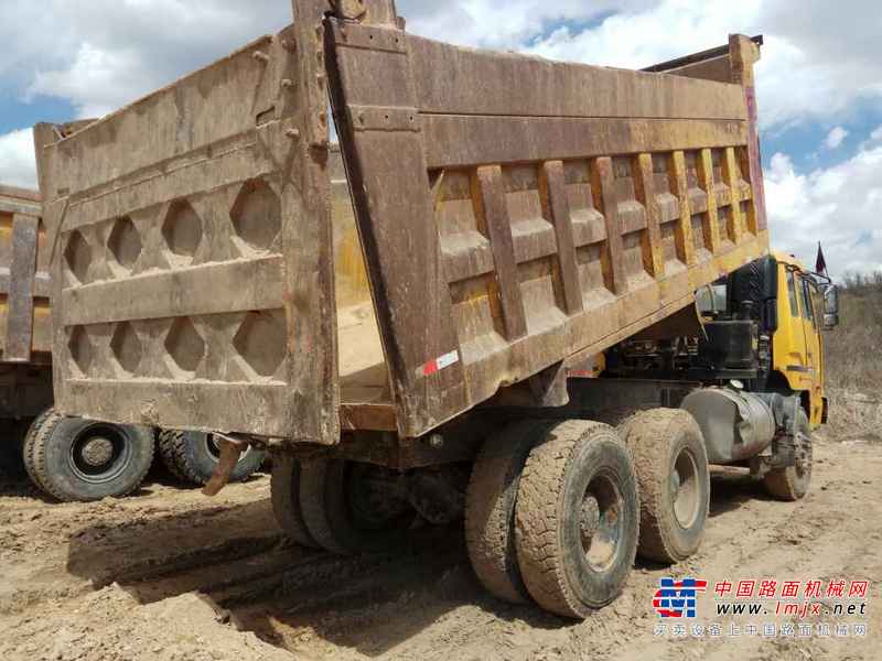内蒙古出售转让二手2010年红岩CQ3254SMG384自卸车