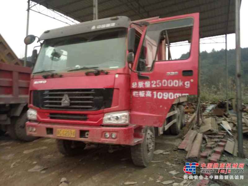 贵州出售转让二手2015年中国重汽ZZ5322GJBN3246F自卸车