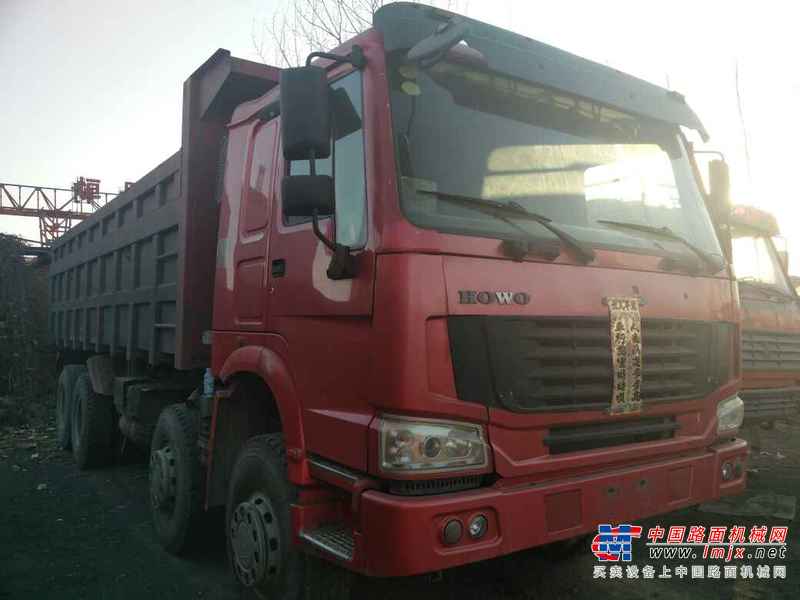山西出售转让二手2010年中国重汽豪泺ZZ3317N3568W自卸车