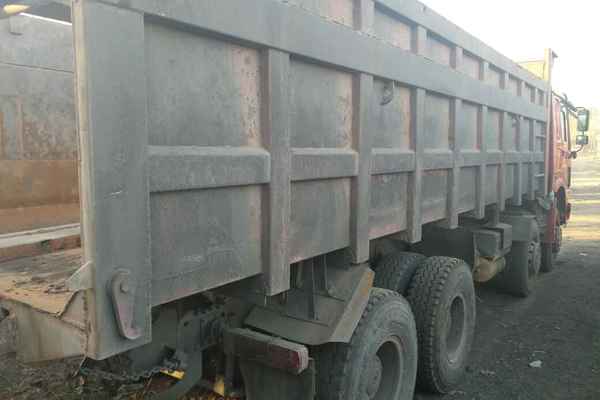 山西出售转让二手2010年中国重汽豪泺ZZ3317N3568W自卸车