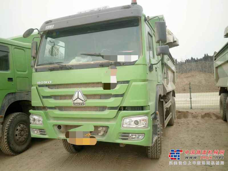 山西出售转让二手2014年中国重汽豪沃ZZ5437N466741自卸车