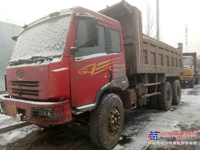 吉林出售转让二手2009年解放奥威CA3250P66K24L1T1E自卸车
