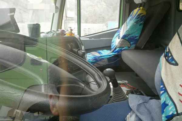 山西出售转让二手2014年红岩CQ3314CMG336自卸车