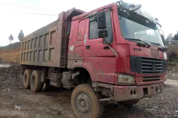 贵州出售转让二手2010年中国重汽豪沃ZZ3257M2941自卸车