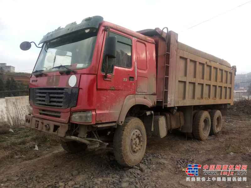 贵州出售转让二手2010年中国重汽豪沃ZZ3257M2941自卸车