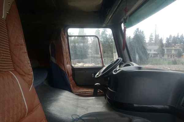 贵州出售转让二手2010年中国重汽豪沃ZZ3257M2941自卸车