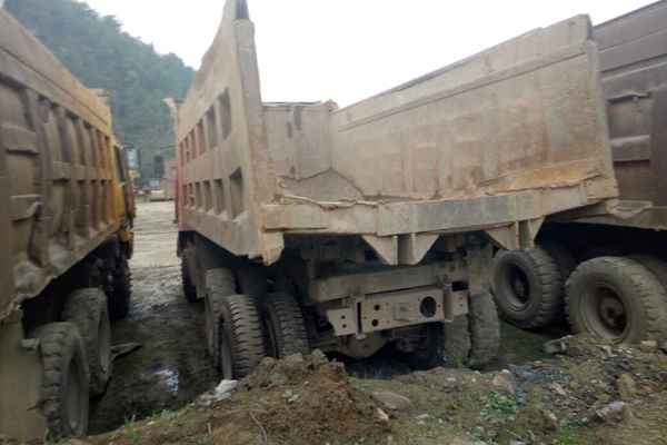 贵州出售转让二手2009年中国重汽ZZ3317N3867C1L自卸车