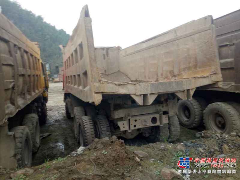 贵州出售转让二手2009年中国重汽ZZ3317N3867C1L自卸车