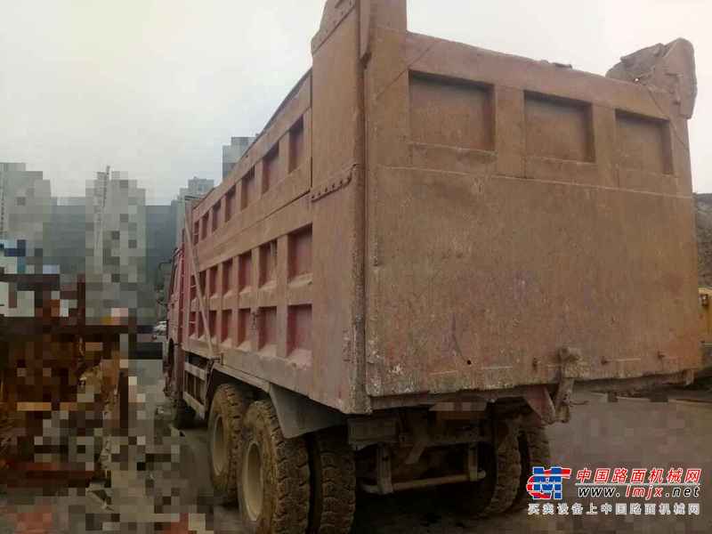 贵州出售转让二手2012年中国重汽豪沃ZZ3257M2941自卸车