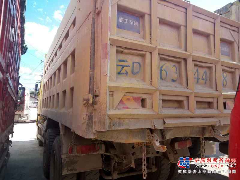 云南出售转让二手2012年中国重汽豪泺ZZ3257N3847C自卸车