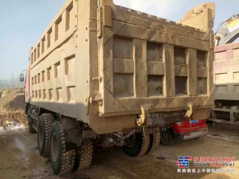 内蒙古出售转让二手2014年东风超霸DFZ3500KY自卸车