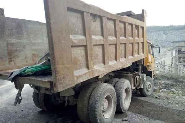 贵州出售转让二手2008年红岩CQ3254SMG324自卸车