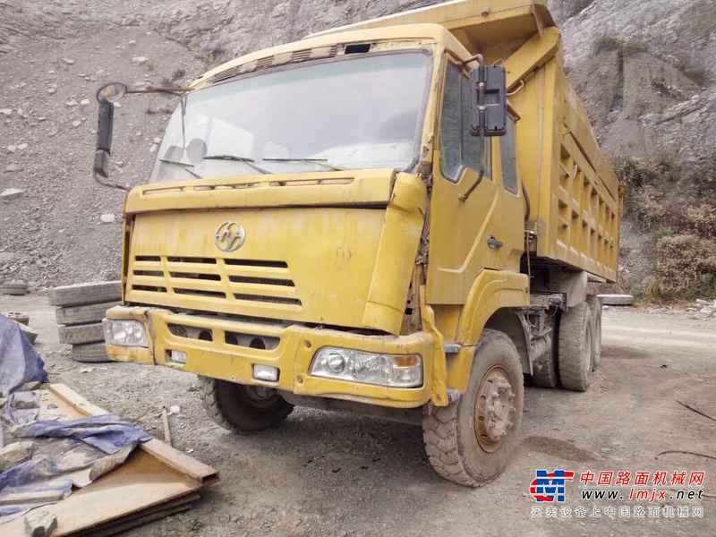 贵州出售转让二手2009年红岩CQ3254SMG324自卸车