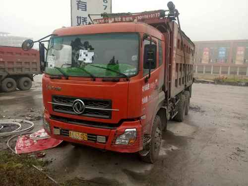 贵州出售转让二手2013年东风柳汽乘龙LZ3310PEF自卸车