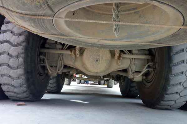 云南出售转让二手2014年陕汽德龙SX3255BR384自卸车