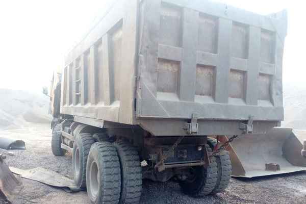 山西出售转让二手2007年陕汽德龙SX3255BR384自卸车