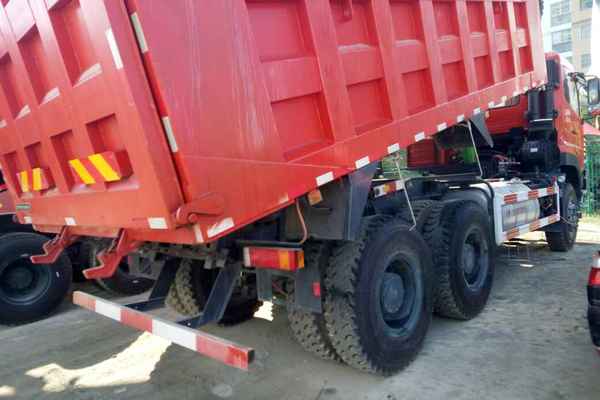 云南出售转让二手2015年东风EQ3290GFJ自卸车