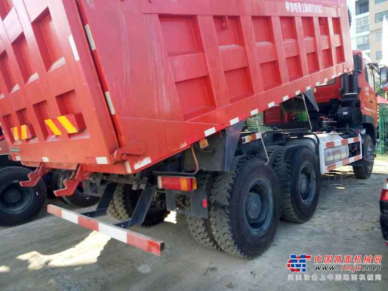 云南出售转让二手2015年东风EQ3290GFJ自卸车