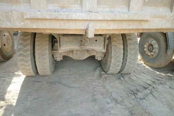 山西出售转让二手2012年陕汽奥龙SX3315UR366自卸车