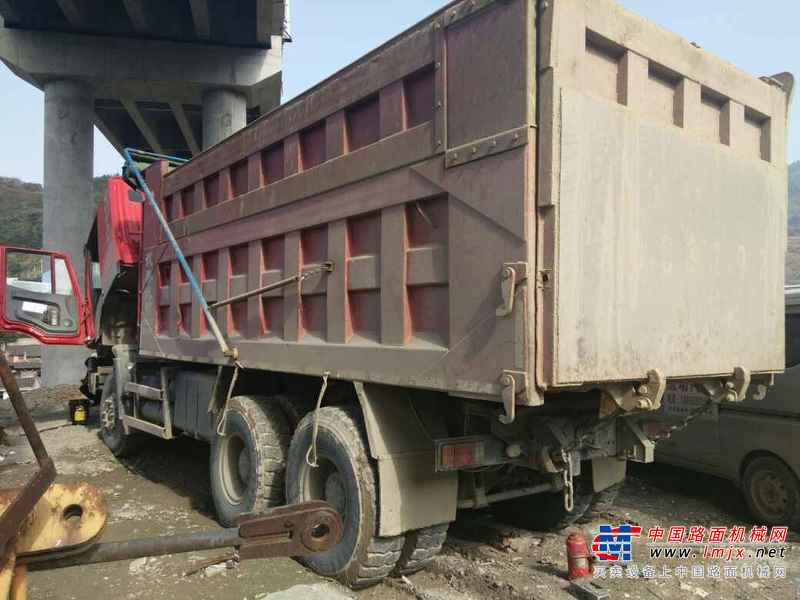 贵州出售转让二手2014年红岩CQ3254SMHG384自卸车
